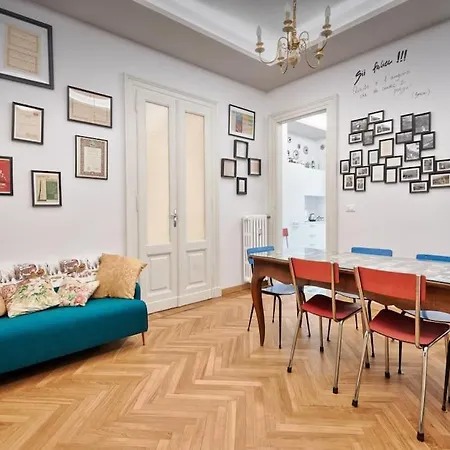 아파트 Casa Agnese 5 Min From Mole Antoneliana 토리노